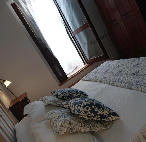 Quarto Estandar com Terraço, Affittacamere Albafiorita