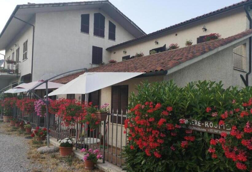 Apartamento 1 Dormitório com Terraço, Affittacamere Albafiorita
