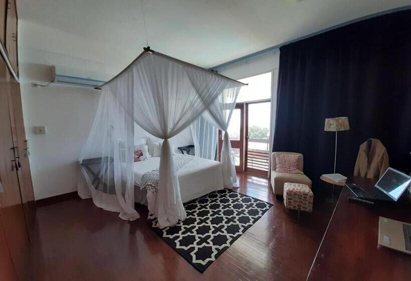 اتاق لوکس با چشم‌انداز دریا, Figtree Guesthouse
