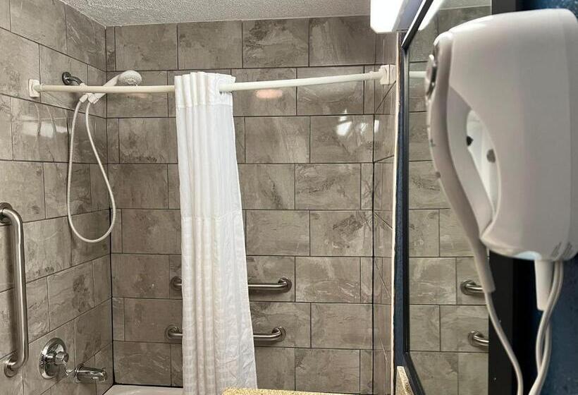 سوئیت برای معلولان, Comfort Suites Louisville East
