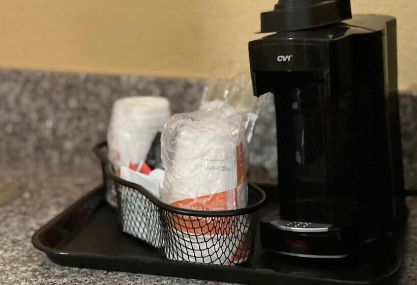 سوییت, Comfort Suites Louisville East
