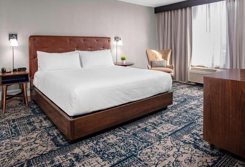 Chambre Standard Lit King Size, Four Points By Sheraton Memphis East