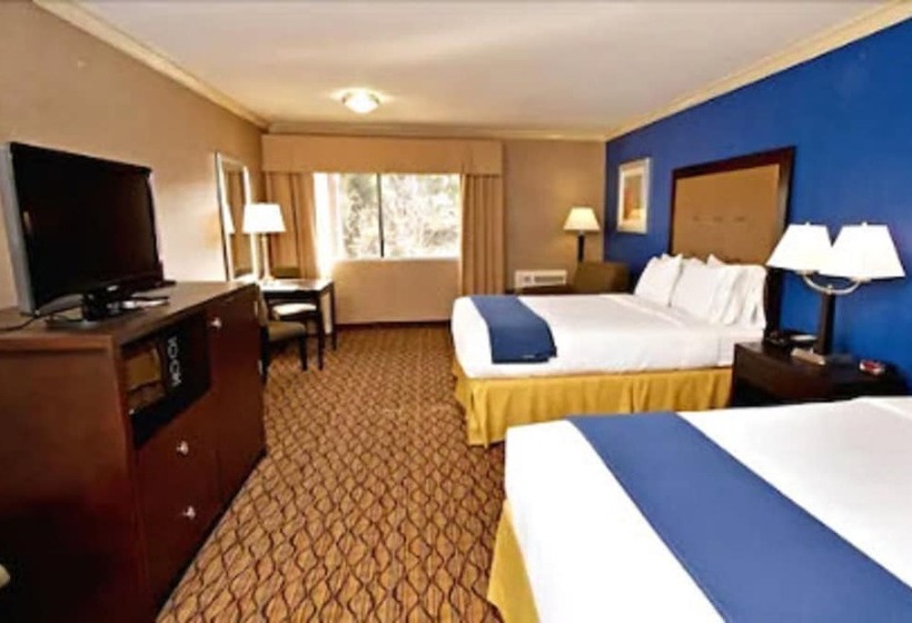 Номер Стандарт, Holiday Inn Express Port Hueneme, An Ihg
