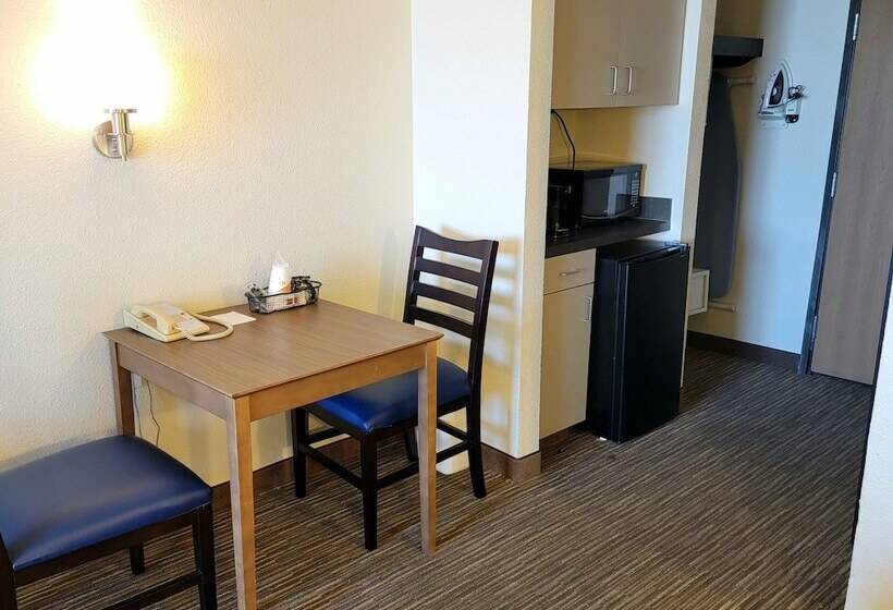 스위트, Independent  Hotel El Paso