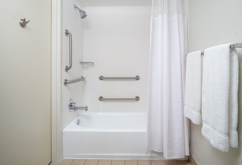 带2个双人床的标准工作室, Courtyard By Marriott   Naples
