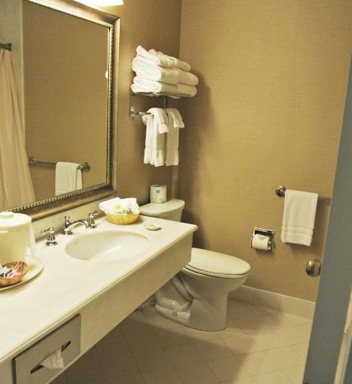 Suite, Cow Hollow Inn And Suites