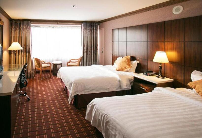 Номер Deluxe, La Crystal Hotel  Los Angeles Long Beach Area