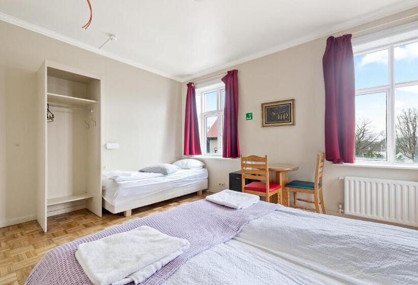 اتاق استاندارد سه تخته با سرویس بهداشتی مشترک, Baldursbrá Guesthouse Laufásvegur