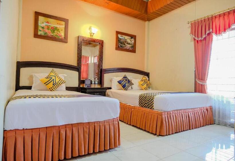 Economy Triple Room, Spot On 1761  Dirgahayu