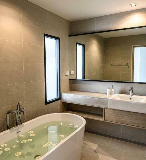 스위트, Isanook Resort & Suites Hua Hin
