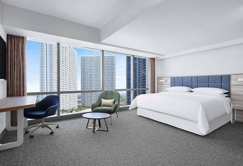 سوئیت جونیور با تخت بزرگ, Four Points By Sheraton Surabaya, Pakuwon Indah