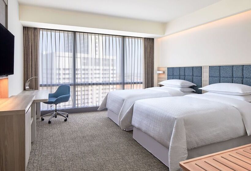 اتاق پرمیوم, Four Points By Sheraton Surabaya, Pakuwon Indah