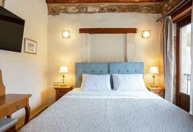 Suite cu Vedere la Piscină, Phaedra Suites
