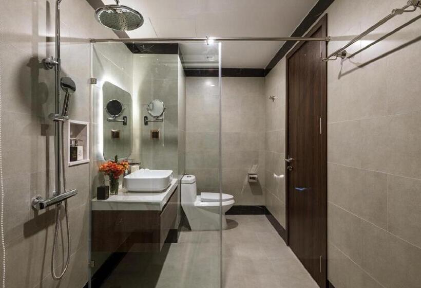 اتاق لوکس با چشم‌انداز دریا, Sunset Beach Resort And Spa