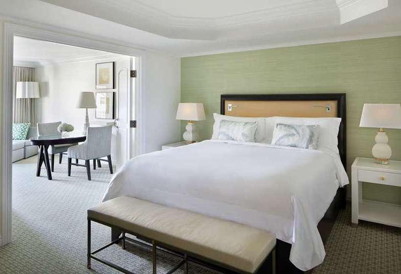 스위트 킹사이즈 침대, Hilton Sedona Resort At Bell Rock