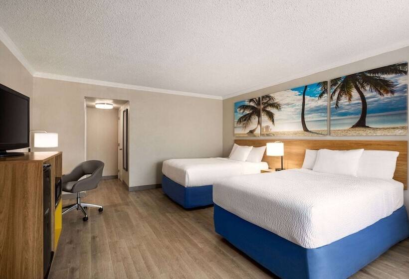 豪华房间, Days Inn By Wyndham Miami Airport North