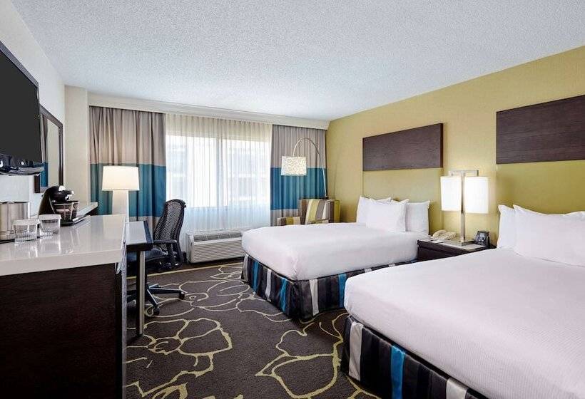 اتاق استاندارد با 2 تخت دوبل, Doubletree By Hilton Charlotte Uptown