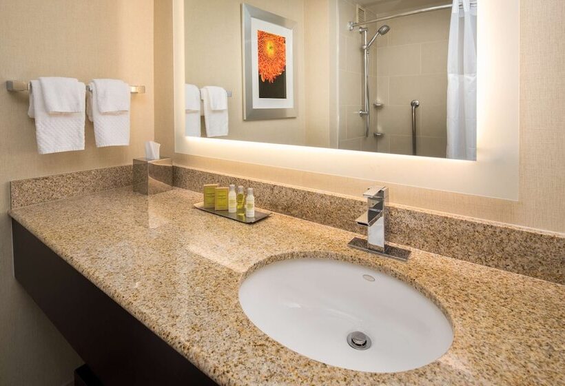 스탠다드 룸 더블 침대 2개, Doubletree By Hilton  San Francisco Airport
