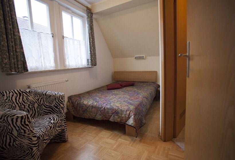Номер Стандарт, Pension Elke Rothenburg