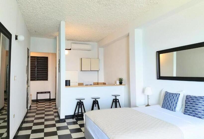 آپارتمان 1 خوابه با چشم‌انداز دریا, La Capitana Old San Juan Building