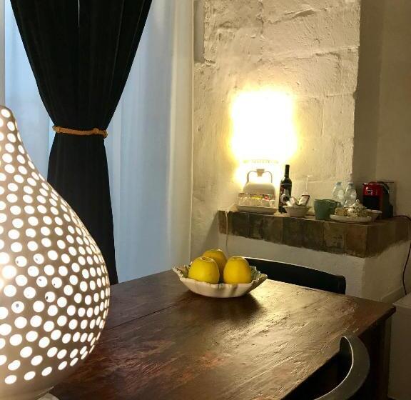 سوییت جونیور با بالکن, Ponticelli B&b Boutique