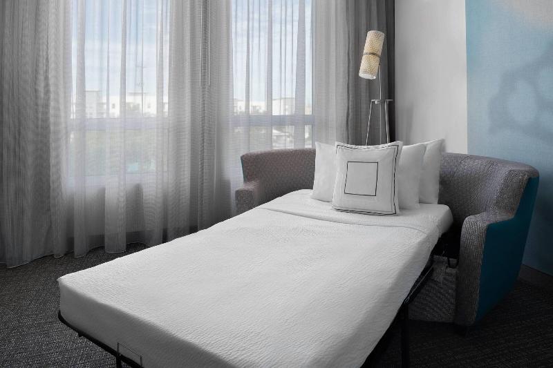 스탠다드 룸 킹사이즈 침대, Courtyard By Marriott Delray Beach