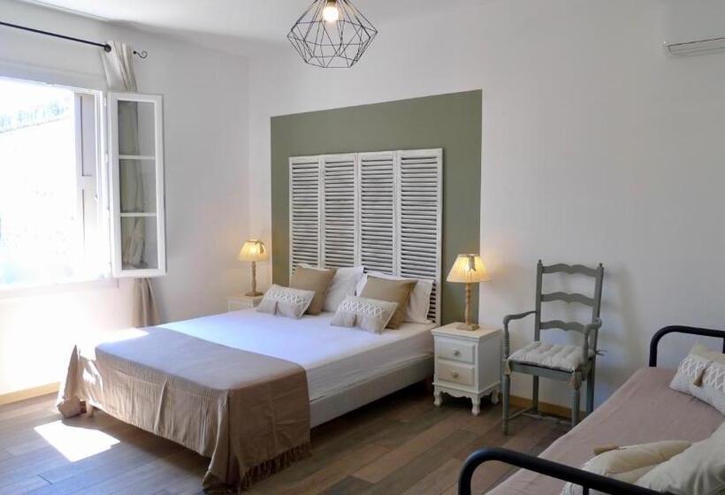 اتاق استاندارد چهار تخته, O 36 Rempart Sud B&b