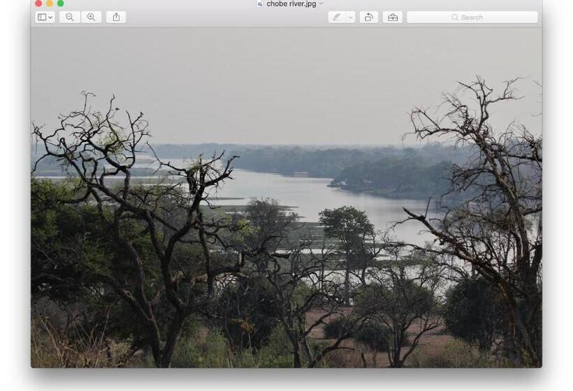 اتاق استاندارد با چشم‌انداز استخر, Sunbirds Chobe