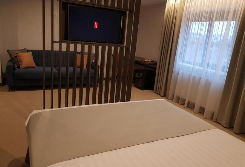 豪华套房, Novo Boutique