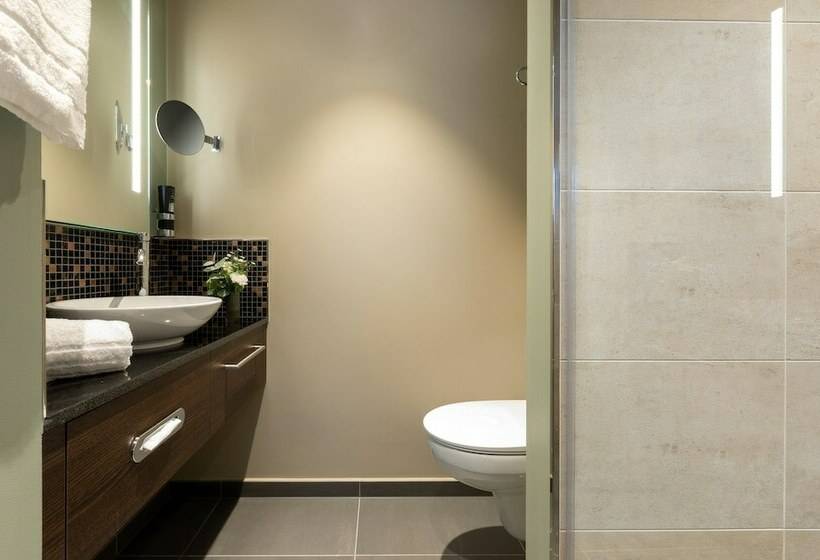 舒适三人间, Leonardo Hotel Dortmund