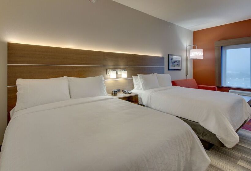 套房, Holiday Inn Express & Suites   Nashville Metrocenter Downtown, An Ihg
