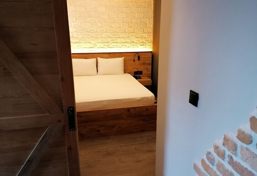 سوییت خانوادگی, Afflon Hotels Loft City