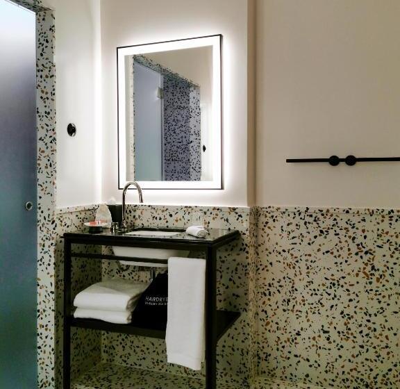 Chambre Familiale, Le Ballu