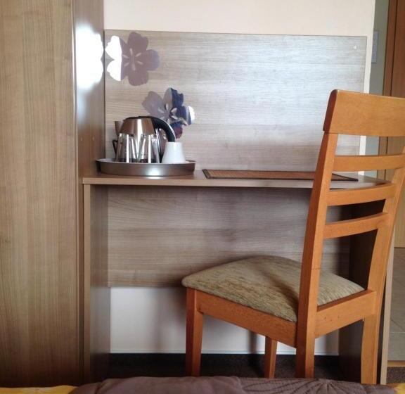 패밀리 룸, Guest House Fleurs