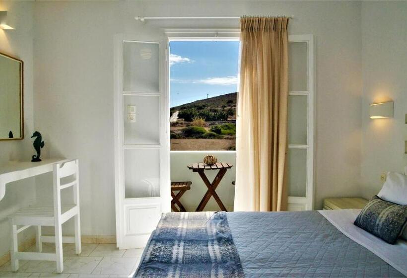 غرفة قياسية مطلة على الجبل, Dioni Lux Inn