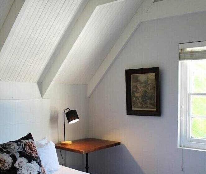 Номер Классика Двуспальная Кровать, Moffid's Place