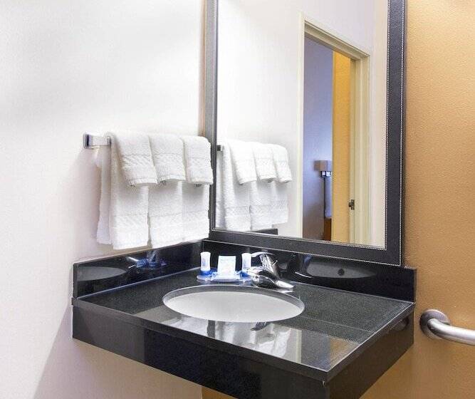 Номер Стандарт 2 Двуспальные Кровати, Fairfield Inn By Marriott Pensacola I 10