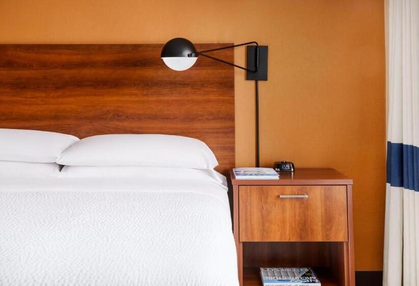 장애인을 위한 킹사이즈 침대 스탠다드 룸, Four Points By Sheraton Los Angeles International Airport