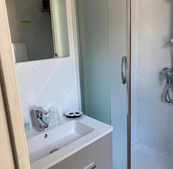 스탠다드 테라스 룸 바다 전망, Le Ceinturon