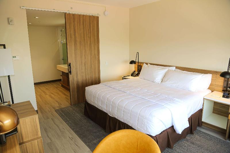 اتاق لوکس, Wyndham Garden North Bergen   Secaucus
