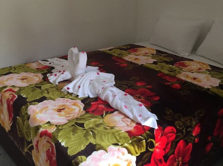 اتاق لوکس, Matus Guest House