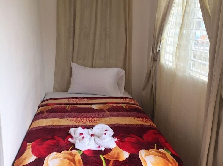 اتاق لوکس, Matus Guest House