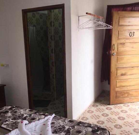 اتاق لوکس, Matus Guest House
