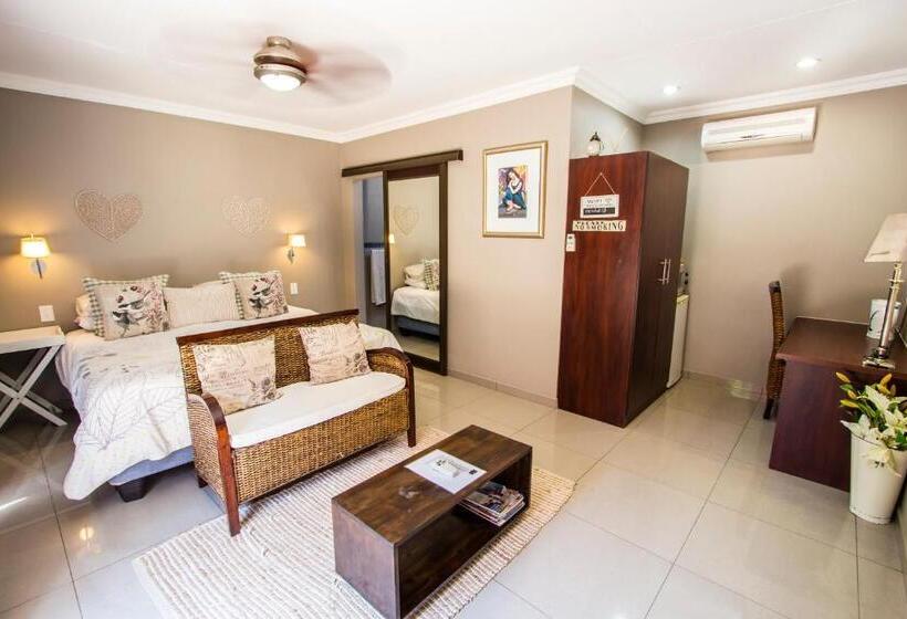 Номер Deluxe, New Bali Guesthouse
