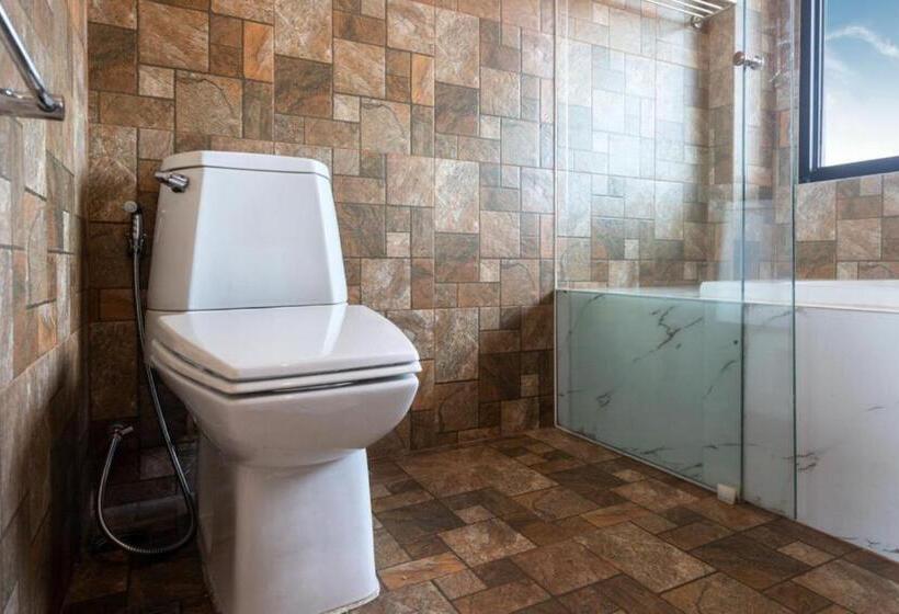 Habitació Estàndard amb Terrassa, The Thames Pool Access Resort & Villa   Sha Extra Plus