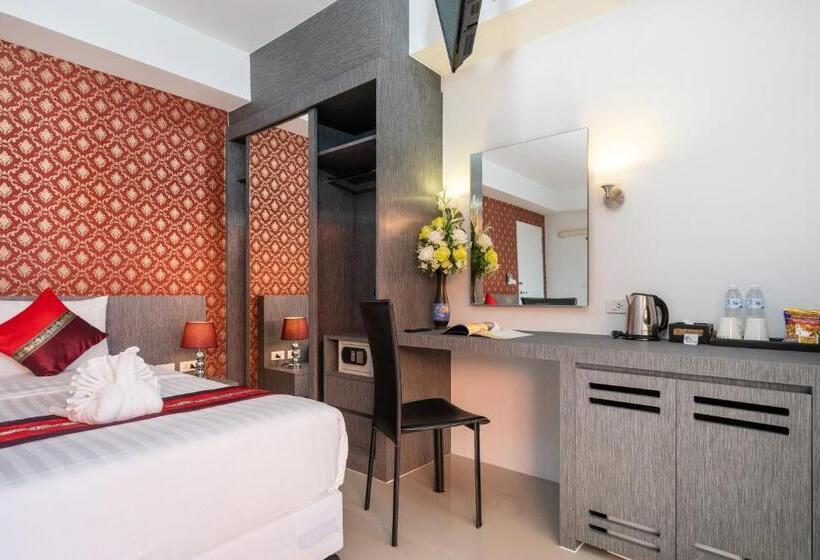 اتاق استاندارد چهارنفره با بالکن, The Thames Pool Access Resort & Villa   Sha Extra Plus