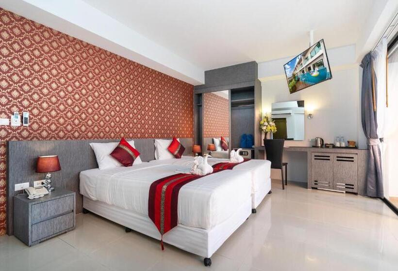 اتاق استاندارد چهارنفره با بالکن, The Thames Pool Access Resort & Villa   Sha Extra Plus