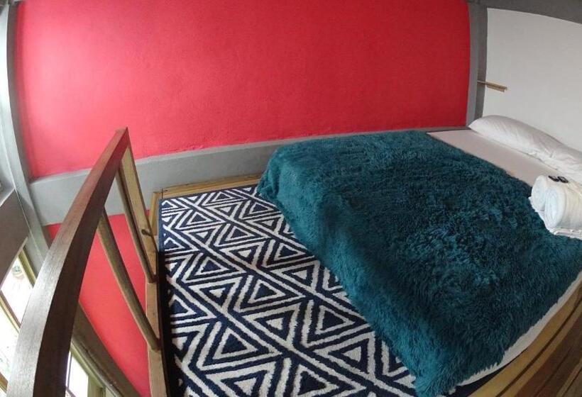 اتاق استاندارد, Imagine Hostel