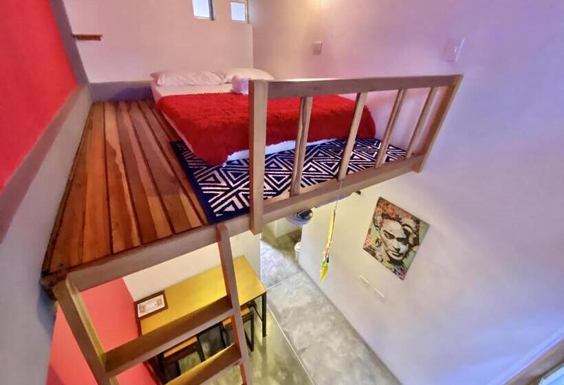 اتاق استاندارد, Imagine Hostel