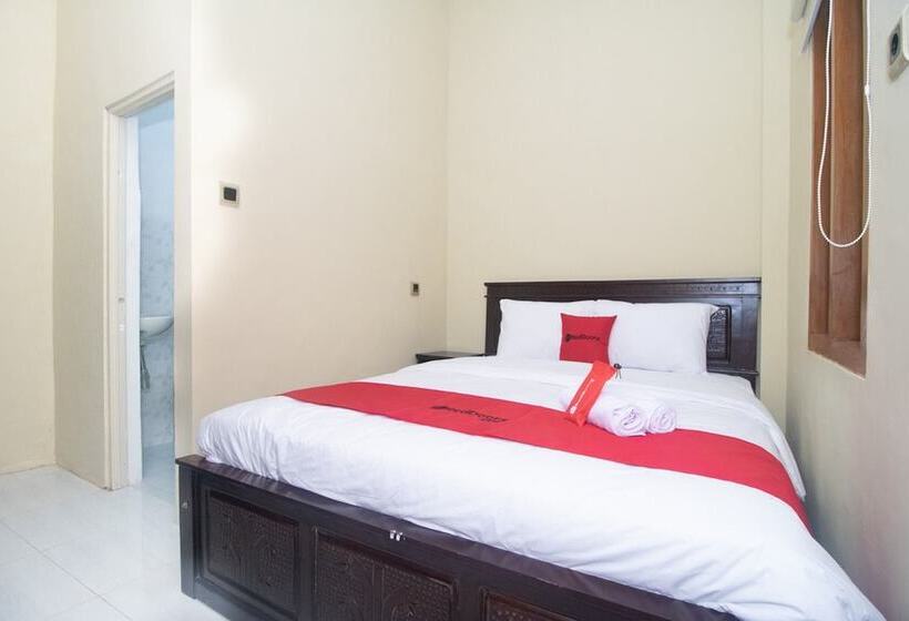 Номер Стандарт, Reddoorz Syariah Near Universitas 17 Agustus Banyuwangi